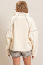 Load image into Gallery viewer, Contrast Fleece
