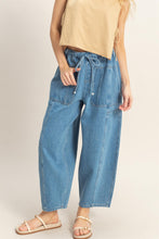 Load image into Gallery viewer, Wide Leg Barrel Jeans

