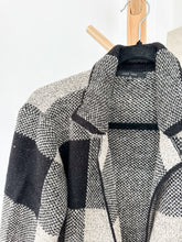 Load image into Gallery viewer, Buffalo Check Cardigan
