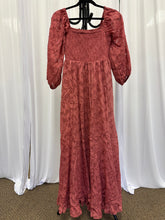 Load image into Gallery viewer, Rose
