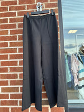 Load image into Gallery viewer, Pintuck Pants

